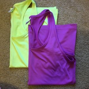 Two Gap Factory Racerback Active Tanks